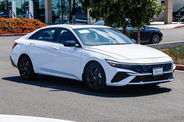 2026 Hyundai Elantra SEL Sport Premium