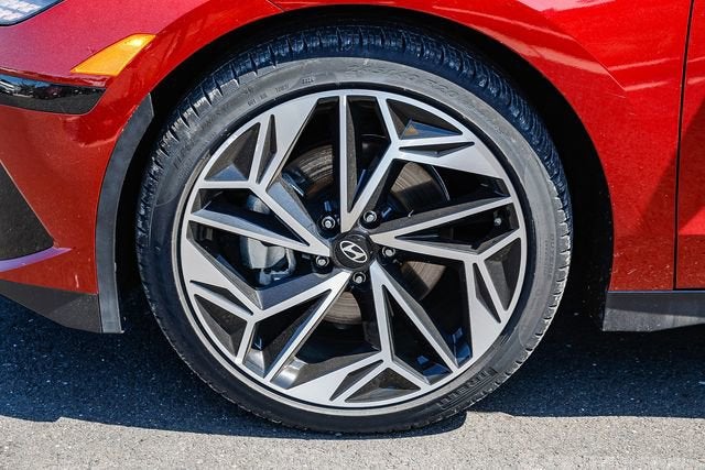 2025 Hyundai IONIQ 6 SEL