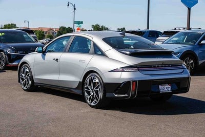 2025 Hyundai IONIQ 6 SEL