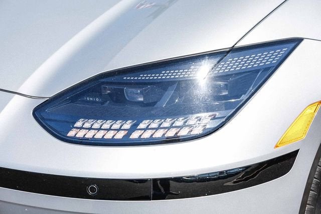 2025 Hyundai IONIQ 6 SEL