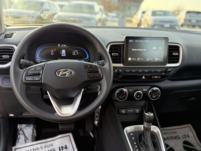 2025 Hyundai Venue SE