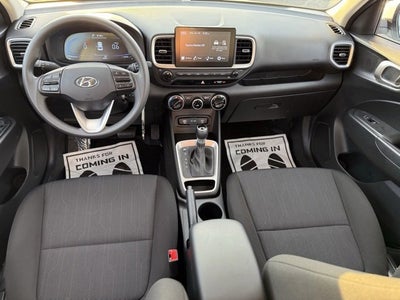 2025 Hyundai Venue SE