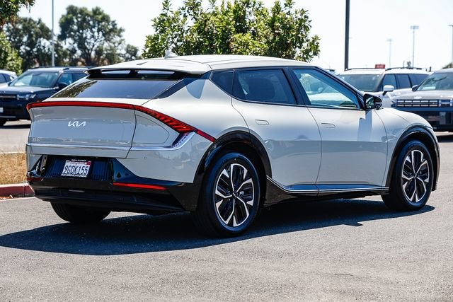 2023 Kia EV6 Wind