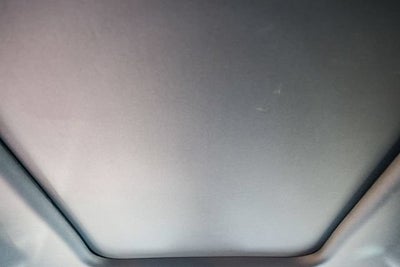 2023 Land Rover Defender SE