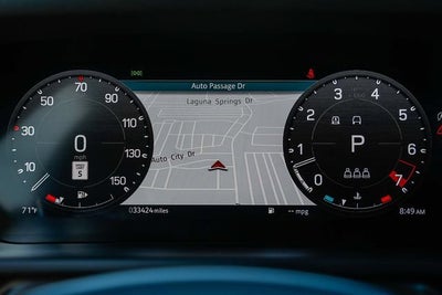 2023 Land Rover Defender SE