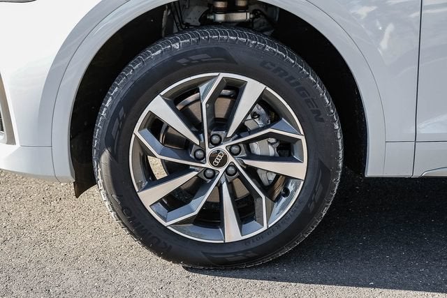 2023 Audi Q5 S line Premium Plus