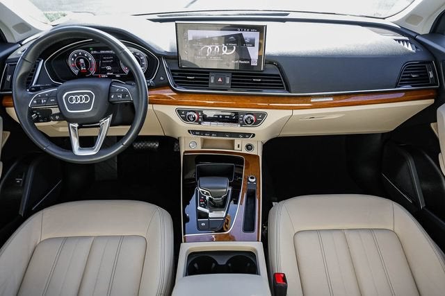 2023 Audi Q5 S line Premium Plus