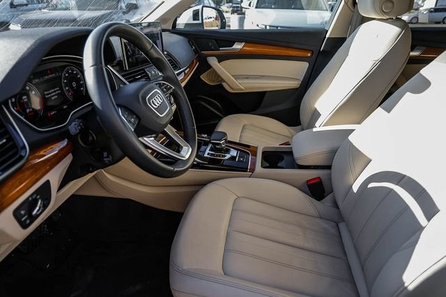 2023 Audi Q5 S line Premium Plus