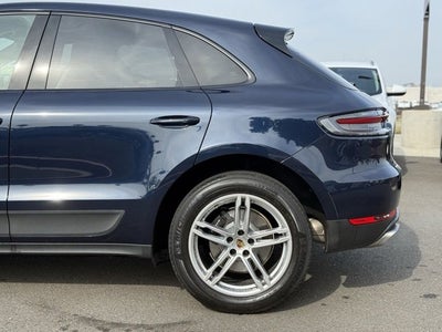 2020 Porsche Macan Base