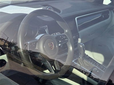2020 Porsche Macan Base