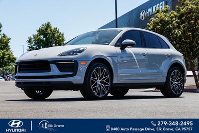 2022 Porsche Macan Base