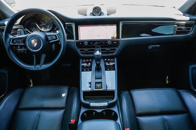 2022 Porsche Macan Base