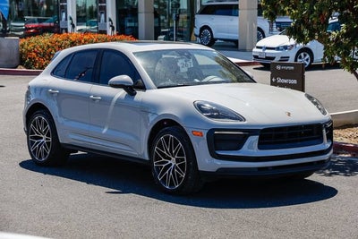 2022 Porsche Macan Base