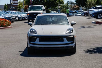 2022 Porsche Macan Base