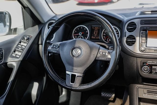 2011 Volkswagen Tiguan SEL