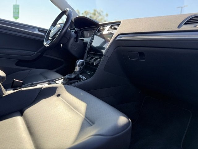 2019 Volkswagen e-Golf SEL Premium