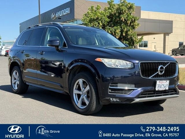 2016 Volvo XC90 T5 FWD Momentum's photo