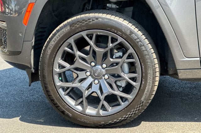2023 Jeep Grand Cherokee L Summit Reserve