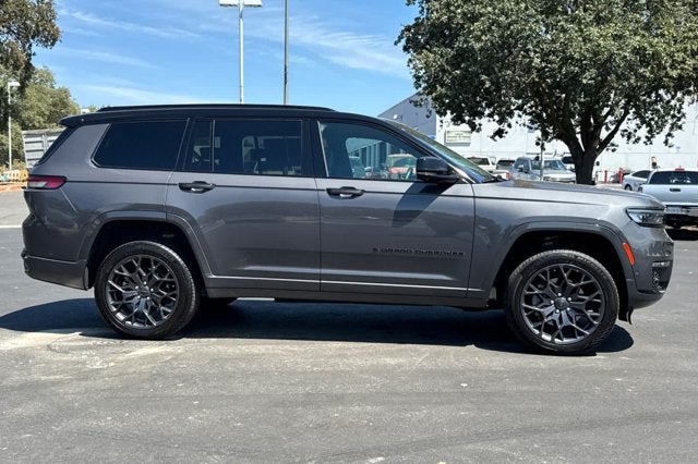 2023 Jeep Grand Cherokee L Summit Reserve