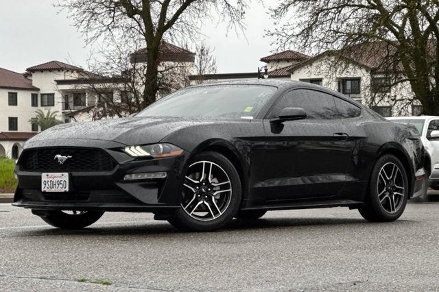2022 Ford Mustang EcoBoost Premium