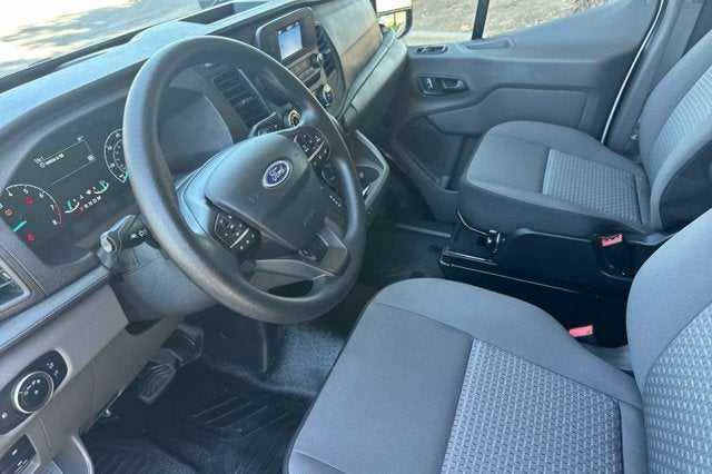 2025 Ford Transit Passenger Wagon XL