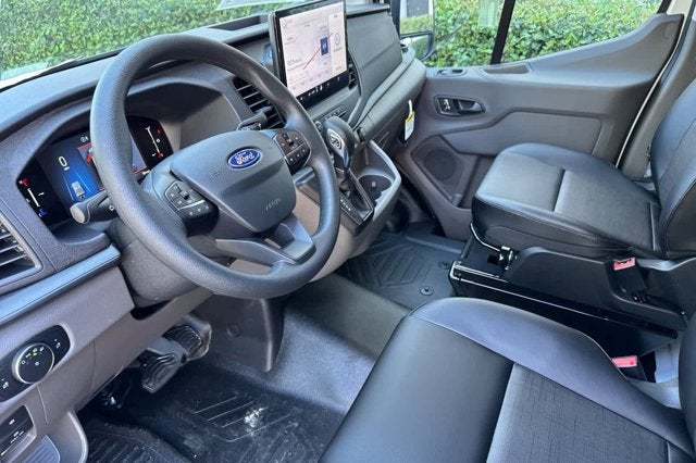 2025 Ford Transit Passenger Wagon XL