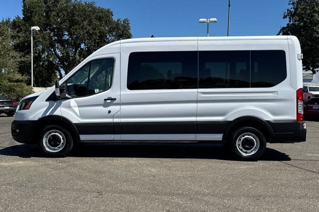 2025 Ford Transit Passenger Wagon XL