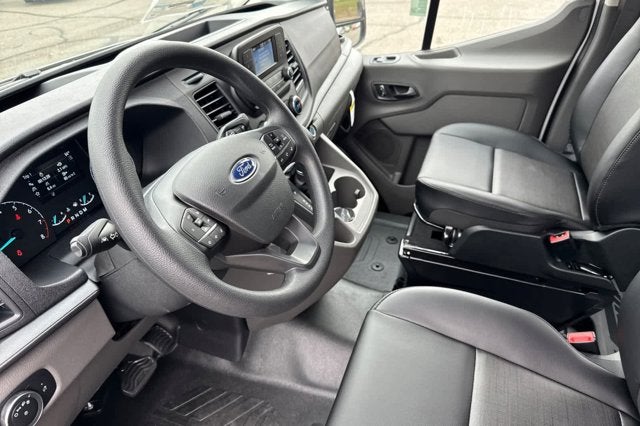 2025 Ford Transit Passenger Wagon XL