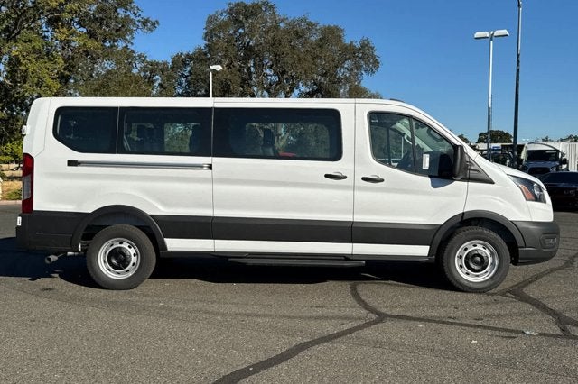 2026 Ford Transit Passenger Wagon XL