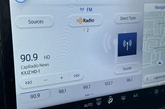 2023 Ford Transit Passenger Wagon XLT