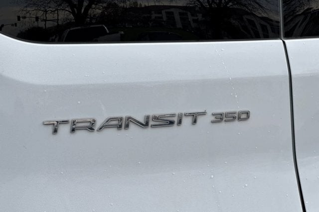 2023 Ford Transit Passenger Wagon XLT