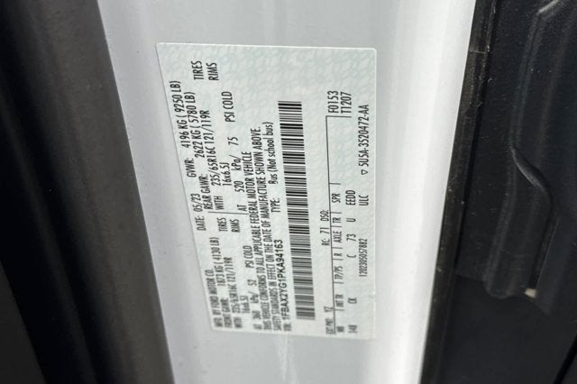 2023 Ford Transit Passenger Wagon XLT