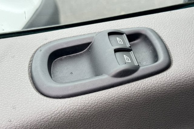 2024 Ford Transit Passenger Wagon XLT