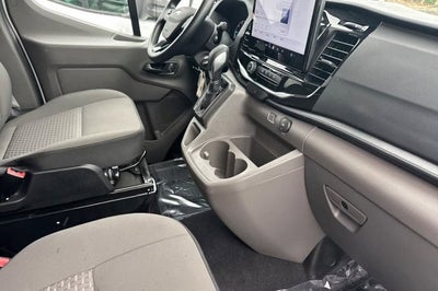 2024 Ford Transit Passenger Wagon XLT
