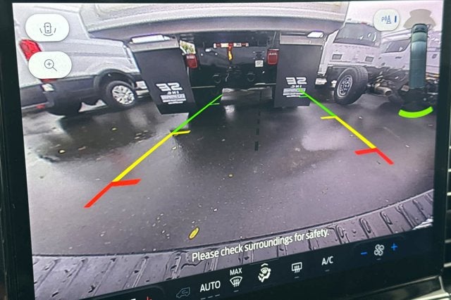 2024 Ford Transit Passenger Wagon XLT