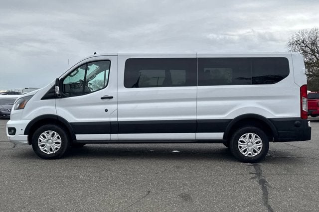2024 Ford Transit Passenger Wagon XLT