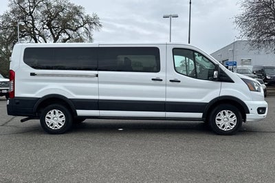 2024 Ford Transit Passenger Wagon XLT