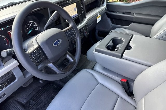 2025 Ford Super Duty F-450 DRW XL