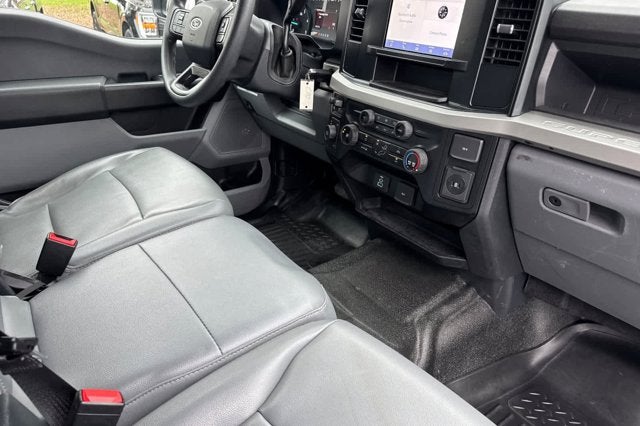 2024 Ford Super Duty F-450 DRW XL