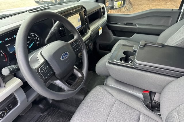 2026 Ford Super Duty F-550 DRW XL