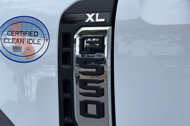 2026 Ford Super Duty F-550 DRW XL