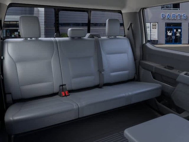 2026 Ford Super Duty F-550 DRW XLT