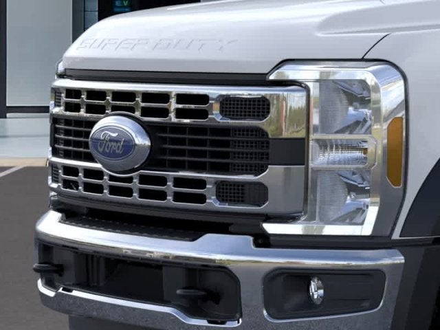 2026 Ford Super Duty F-550 DRW XLT