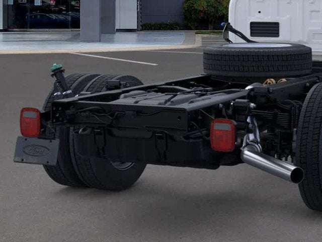 2026 Ford Super Duty F-550 DRW XLT