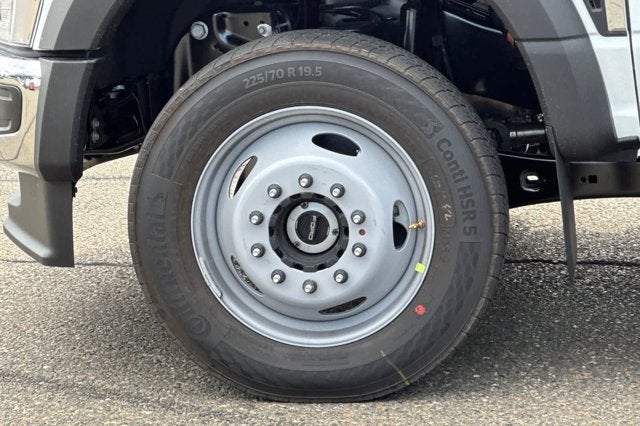 2026 Ford Super Duty F-550 DRW XLT