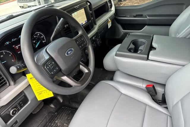 2026 Ford Super Duty F-550 DRW XL