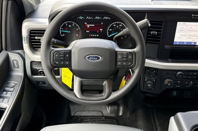 2026 Ford Super Duty F-550 DRW XL