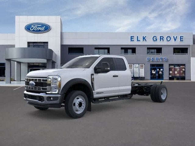 2026 Ford Super Duty F-450 DRW 2WD SuperCab 192 WB 84 CA