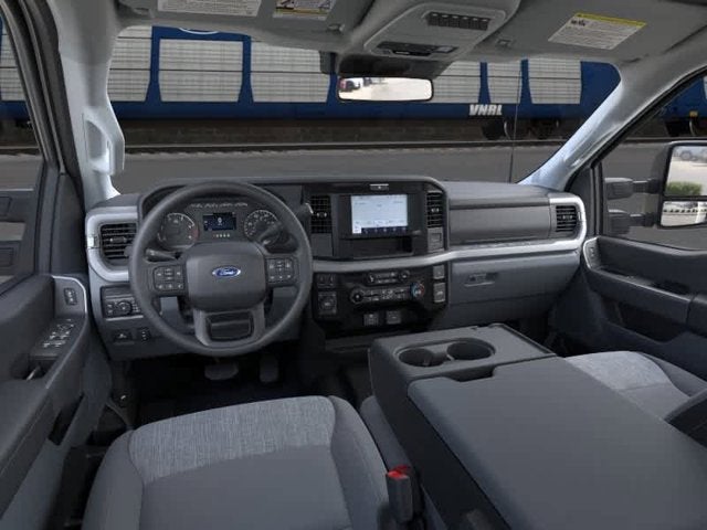 2026 Ford Super Duty F-450 DRW XLT