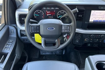 2025 Ford Super Duty F-550 DRW XL 2WD SuperCab 192 WB 84 CA